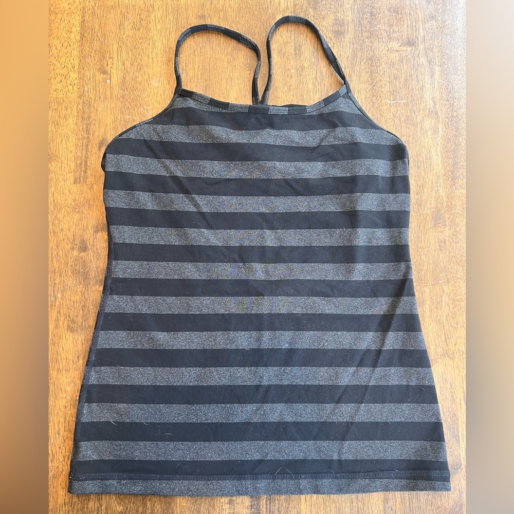 Lululemon Women’s Tank Size 6